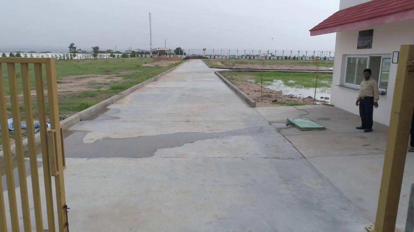 Birthday decor with purple balloons and candles